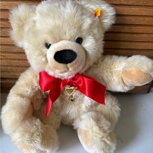 NWT Steiff 16" Danbury Mint Teddy Creme 40 Valentine 668340